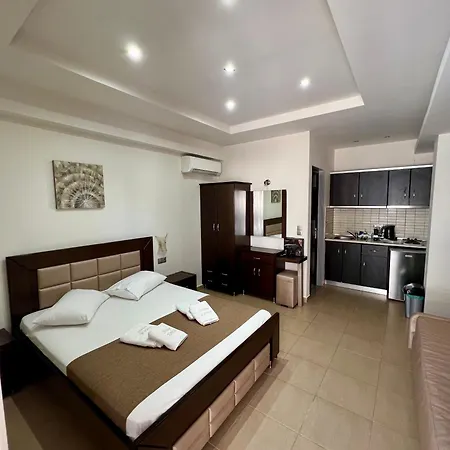 House Kiratsi * Sarti