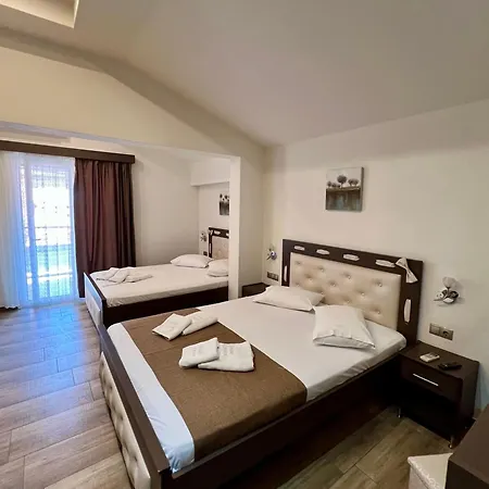 House Kiratsi * Sarti