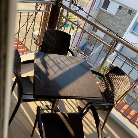 Apartment House Kiratsi *