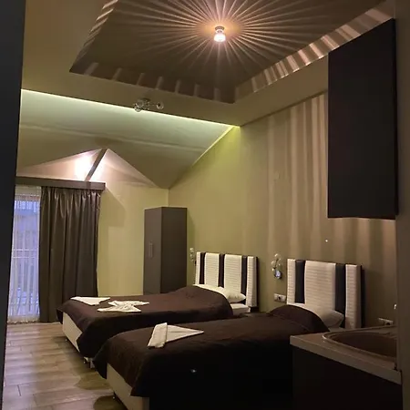 House Kiratsi Sarti