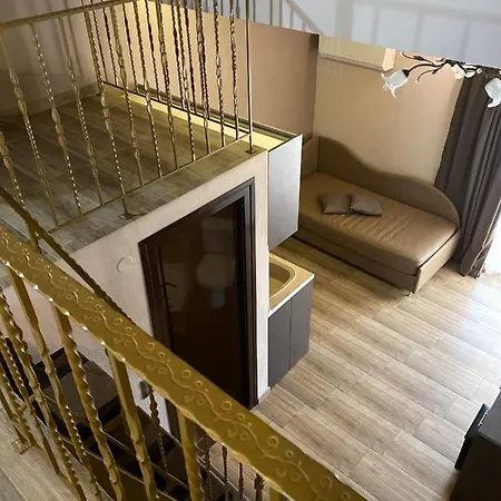 Apartment House Kiratsi Sarti