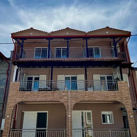 House Kiratsi * Sarti
