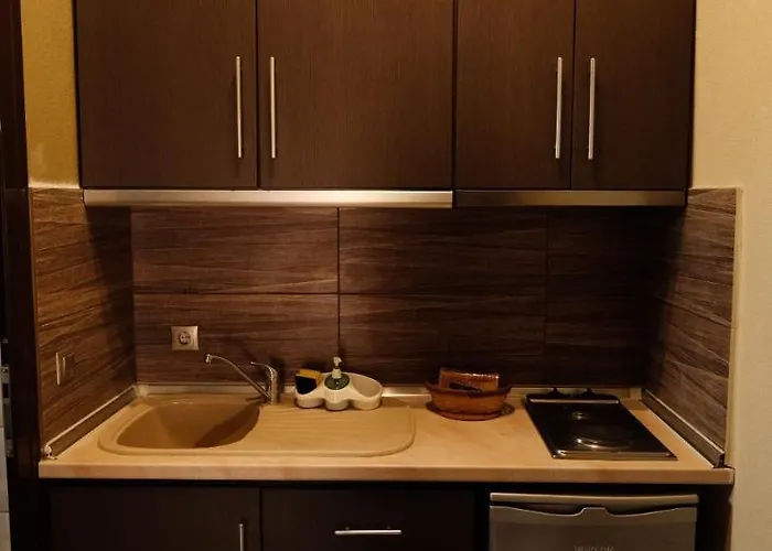 House Kiratsi * Sarti